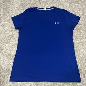 Under Armour womens blue large tshirt